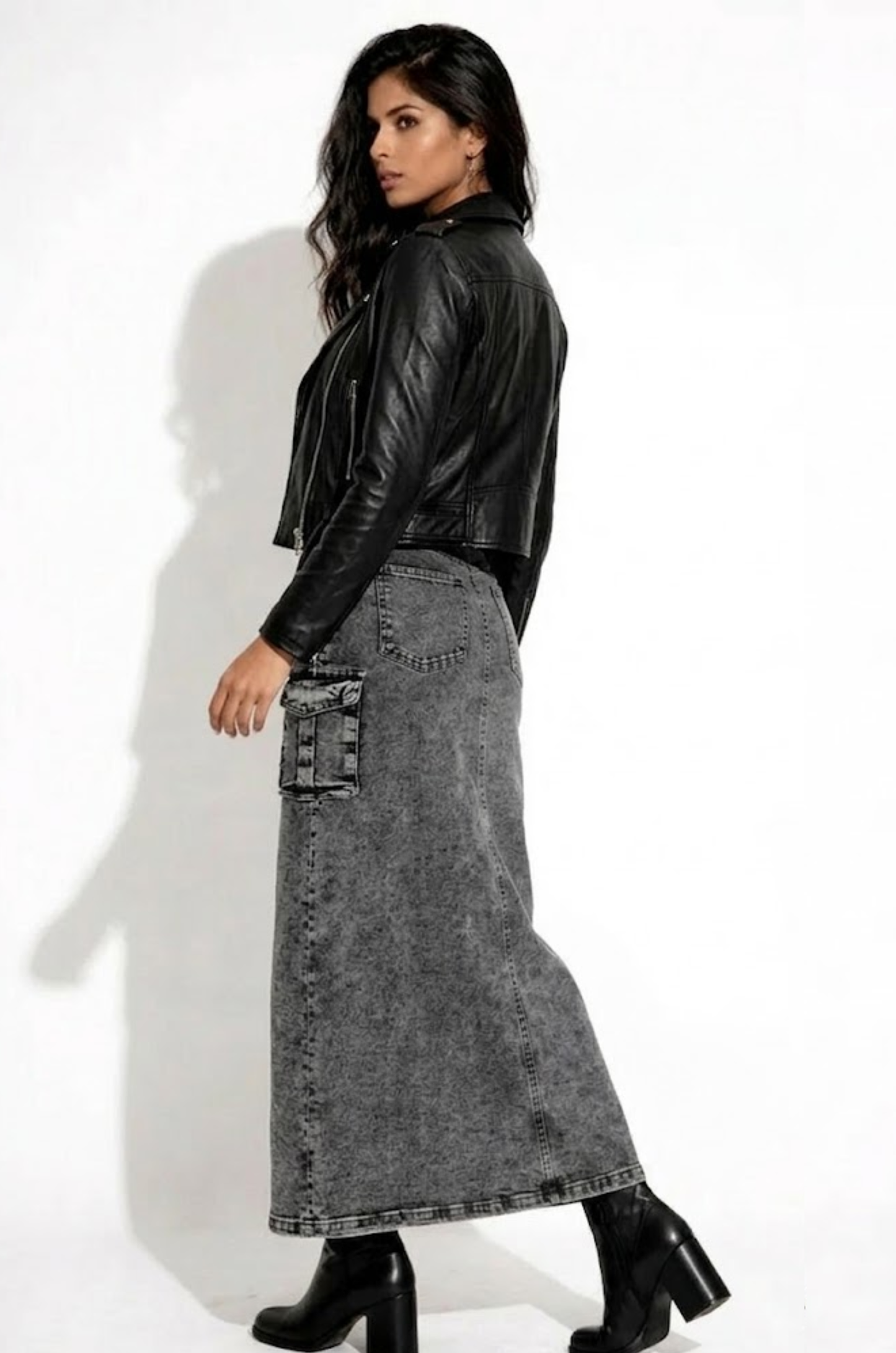 Rebelé Split Skirt